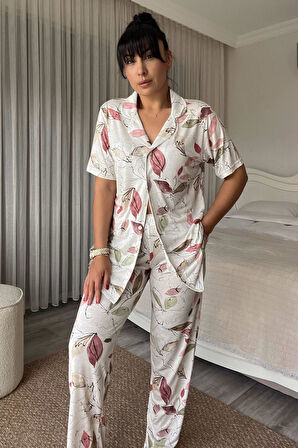 Renkli Yaprak Desenli Penye Pijama Takımı
