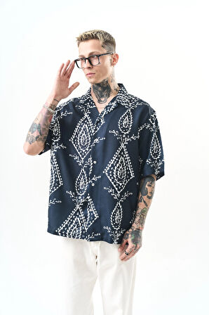 Erkek Pais Pattern Baskılı Oversize Gömlek Beyaz