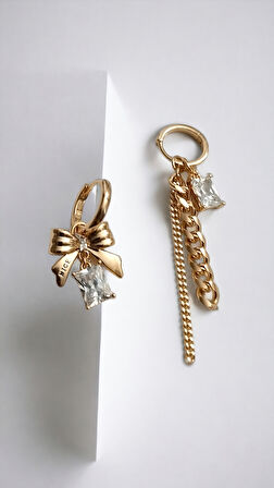 Kadın Çelik Zincir Fiyonk Uclu Taşlı Küpe Altın Renk