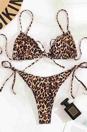 Angelsin Leopar Desenli İpli Tasarım Bağlamalı Bikini Üstü