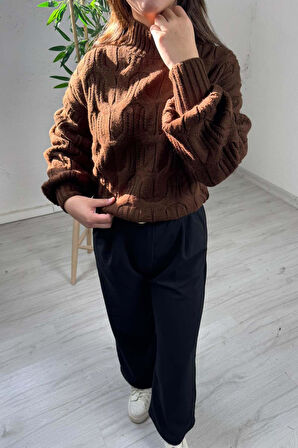 Explode - Kadın Kahve Yarım Boğazlı Örgülü Oversize Triko Kazak