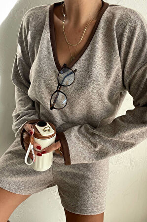 V Yaka Kahverengi Yumoş Şort Takım