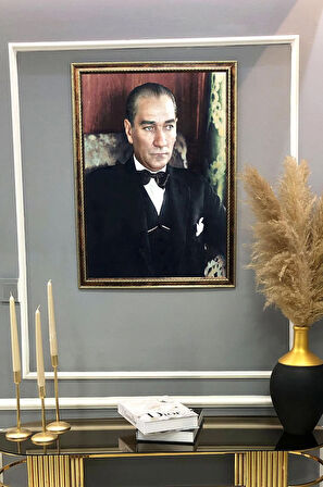 Atatürk Portresi Dijital Baskılı Kadife Kumaş Çerçeveli Tablo TBL0043