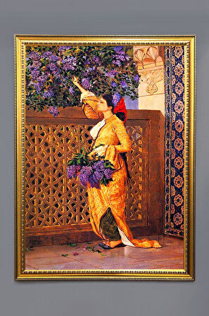 Üzüm Toplayan Kadın Desenli Dijital Baskılı Kadife Kumaş Çerçeveli Tablo TBL0011