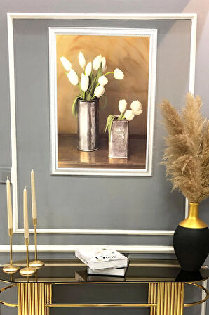 Beyaz Lale Vazosu Desenli Dijital Baskılı Kadife Kumaş Çerçeveli Tablo TBL0012