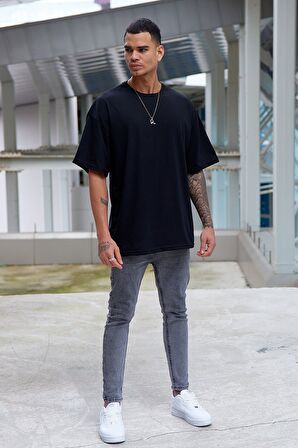 Unisex Basic Oversize T-Shirt