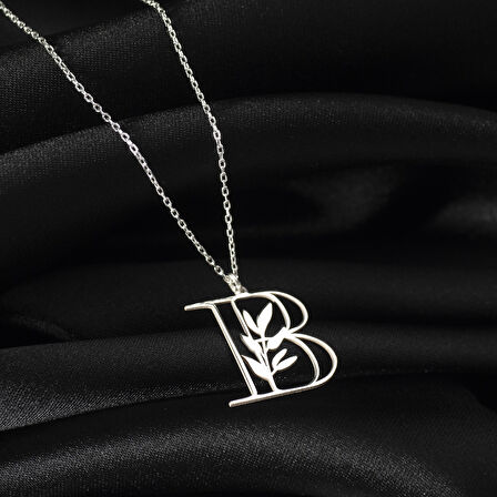 925 Ayar Gümüş Çiçek ve İsim Detaylı Kolye Özel Tasarım