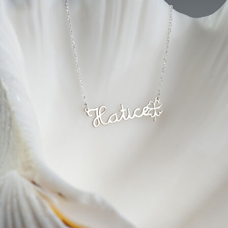 925 Ayar Gümüş Yonca  ve  İsim Detaylı Kolye Özel Tasarım