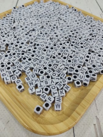 Harf Boncuk 5 mm Karışık Harf (100 gr ~480 Adet)