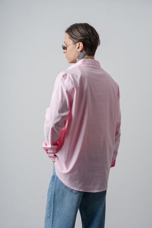 Erkek Arma Nakışlı Uzun Kollu Oversize Gömlek Pembe