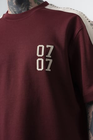 Erkek 07 Şerit Detaylı Regular Fit T-Shirt Bordo