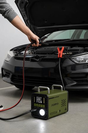 Auhma A8833 Haki 16.000 mAh 5'i 1 Arada Akü Takviye Cihazı Şarjlı Hava Kompresörü Powerbank Vakum Üfleme Dijital Fener