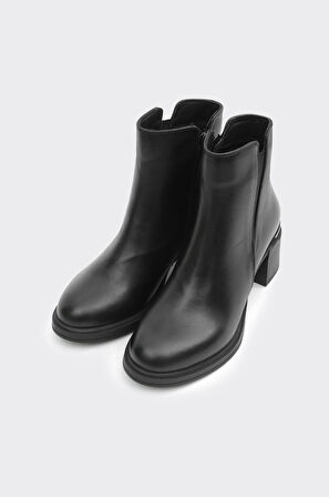 Hakiki Deri Fermuarlı Kadın Bot 