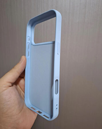 iPhone 17 PRO Uyumlu Silikon İçi Kadife Logolu Lansman Kılıf