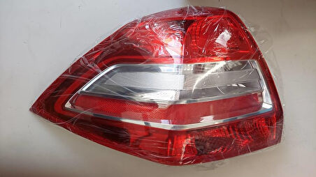 PLEKSAN 3324-STOP LAMBASI SAG RENAULT MEGANE II SEDAN 2006 SONRASI PH2 > 8200417347///-3673
