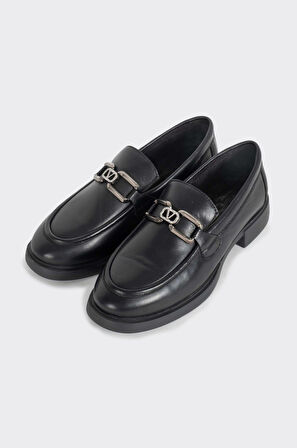 Günlük Hakiki Deri Kadın Tokalı Casual Ayakkabı