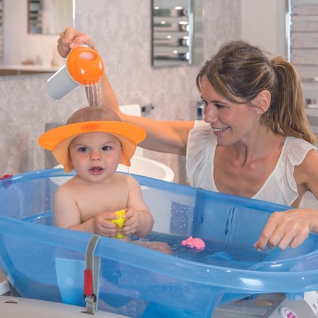 OKBaby Bebek Banyo Seti Bella Dijital Termometreli Çift Yönlü Küvet + Hippo Duş Şapkası A.Gri