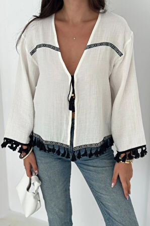 Püsküllü Ters Dikiş Bağlamalı Bluz Beyaz