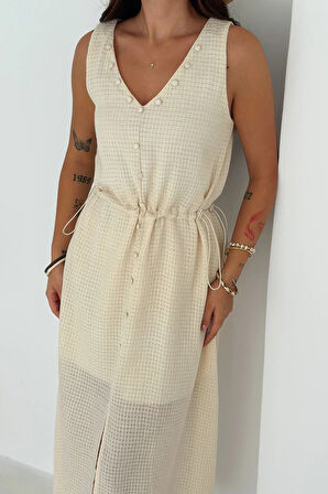 Etamin Kumaş Süs Düğmeli Elbise