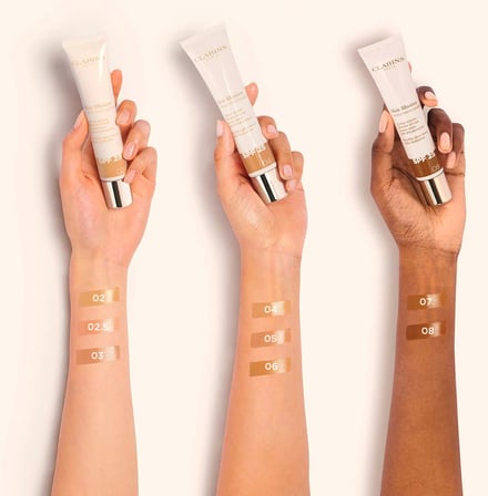 Clarins Skin Illusion - SPF25 İçeren Renkli Nemlendirici 01