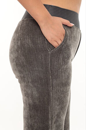 Büyük Beden Fitilli Kadife Mom Lastikli Yüksek Bel Paça Detaylı Kadın Pantolon