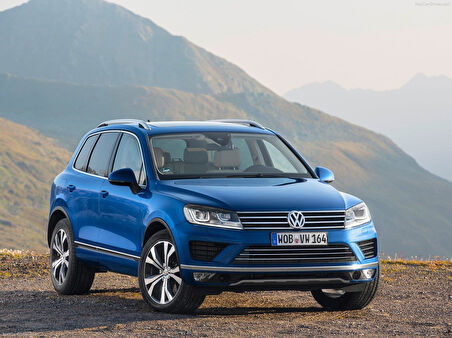 VW Touareg 2011-2018 Ön Cam Silecek Kolu Vida Kapağı Plastik 8Z0955205