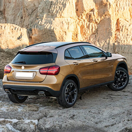 Mercedes GLA Seri X156 2016-2019 Arka Silecek Kolu Takımı A1568200044