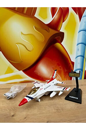 F16 Savaş Uçağı Sesli Işıklı Çekbırak METAL (Buhar Atar) F16 Uçak Beyaz Standlı Jarjlı Uçak