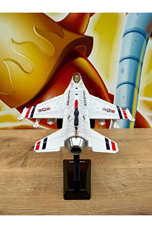 F16 Savaş Uçağı Sesli Işıklı Çekbırak METAL (Buhar Atar) F16 Uçak Beyaz Standlı Jarjlı Uçak