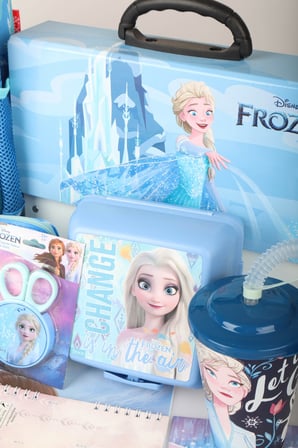 Dekomus Lisanslı Elsa Frozen Ice Glow Colleciton Full Kırtasiye Seti Büyük Boy Okul Çantası,Kalem Çantası,Beslenme Kabı,Matara