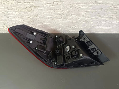 HONDA CİVİC SAĞ STOP LAMBASI LEDLİ 2021-2024