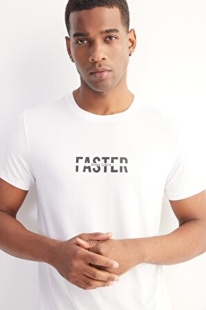 DeFactoFit Esnek Kumaş Slim Fit Dar Kesim Bisiklet Yaka Baskılı Sporcu Kısa Kollu Tişört D7811AX25SPWT34
