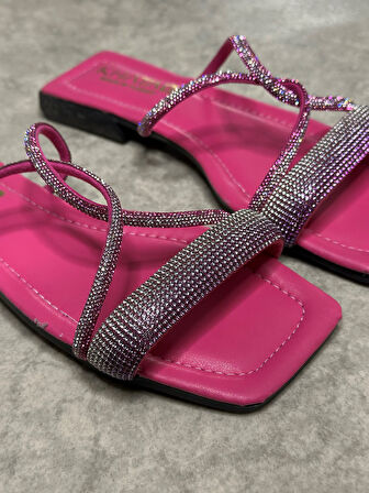 Günlük Kadın Terlik Çapraz Taşlı Tek Bantlı Küt Burunlu Alçak Topuklu Rahat Taban Hafif Yazlık 19