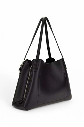 Guess Sora Siyah Kadın Omuz Çantası HWVG9507220