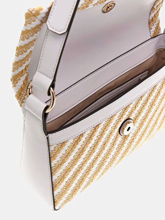 Guess Kadın Beyaz Simona Flap Omuz Çantası