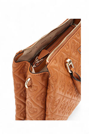Guess Adelasia Karamel Kadın Omuz Çantası HWQL965806