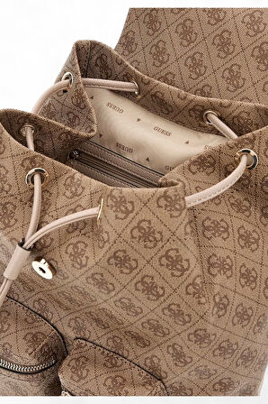 Guess Manhattan II Kahve Kadın Sırt Çantası HWSG7118310