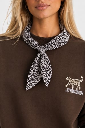 Bisiklet Yaka Nakışlı Kadın Sweatshirt - Üç İplik Şardonlu Oversize Şık Tasarım - Acı Kahve