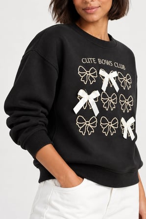 Kadın Fiyonk Nakışlı Kurdele Aksesuarlı Sweatshirt - Üç İplik Şardonlu Sıcak Tutan Üst - Siyah