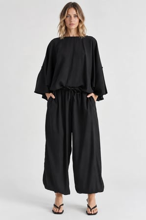 Rahat Kesim Modal Takım - Yarasa Kol Oversize Bluz ve Geniş Paça Şalvar Pantolon - Siyah
