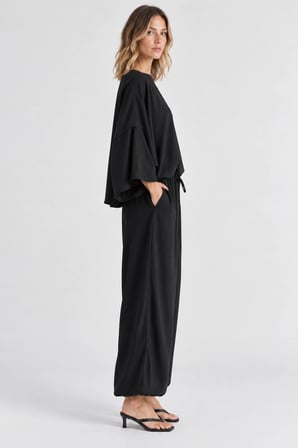 Rahat Kesim Modal Takım - Yarasa Kol Oversize Bluz ve Geniş Paça Şalvar Pantolon - Siyah