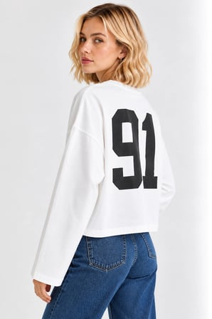 Kadın Rakam Baskılı Oversize Düşük Omuz Modal Tişört- Beyaz