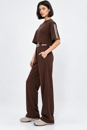 Kadın Spor Şık Çizgi Detaylı Crop Bluz Ve Yüksek Bel Modal Takım - Acı Kahve