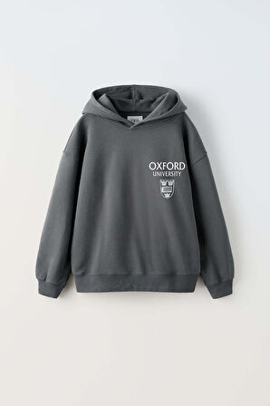 ERKEK ÇOCUK OXFORD MODELLİ KOL MANŞETLİ PAMUK KAPŞONLU SWEAT