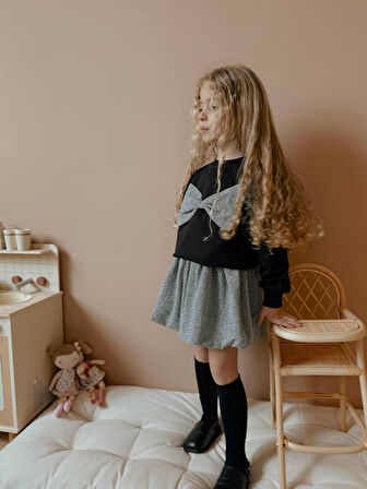 KIZ ÇOCUK FİYONK MODELLİ SİMLİ ETEKLİ TAKIM