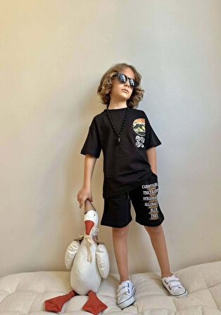 ERKEK ÇOCUK JURASSİC PARK DESENLİ PAMUK ŞORTLU TAKIM