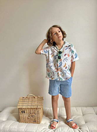 ERKEK ÇOCUK YAPRAK DESENLİ MUSLİN ŞORTLU GÖMLEKLİ PAMUK TAKIM