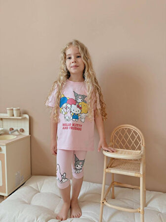 KIZ ÇOCUK KISA TAYTLI HELLO KİTTY KUROMİ BASKLI PAMUK TAKIM