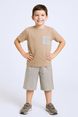 ERKEK ÇOCUK ŞORTLU TAKIM ÇİZGİLİ CEP DETAYLI E15