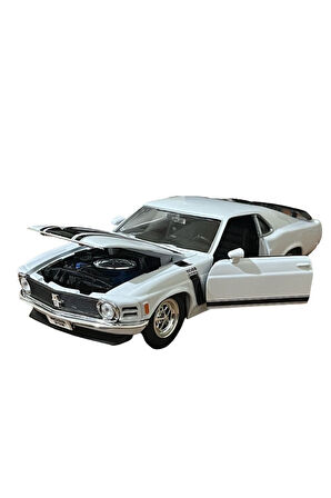 Ford Mustang Boss 302 Koleksiyon 1:24 Ölçek Model Araba